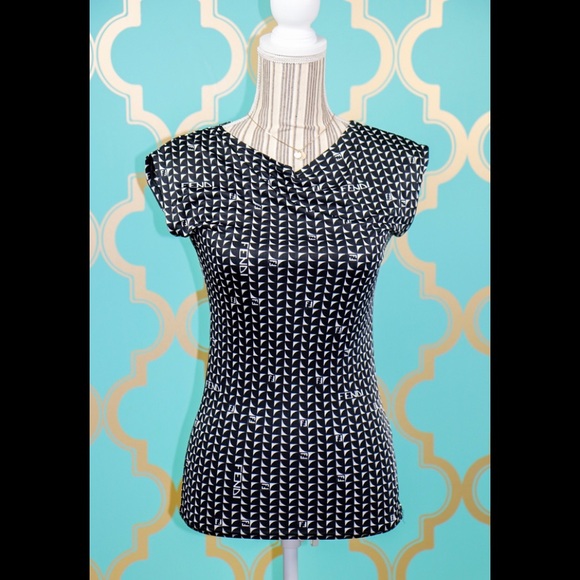 Fendi Tops - Fendi Logo Top Geometric Vintage Black white 10